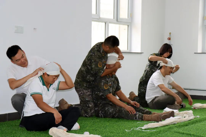 图片13 图片13