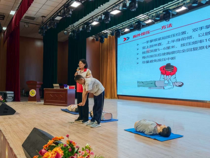 图片1 图片1